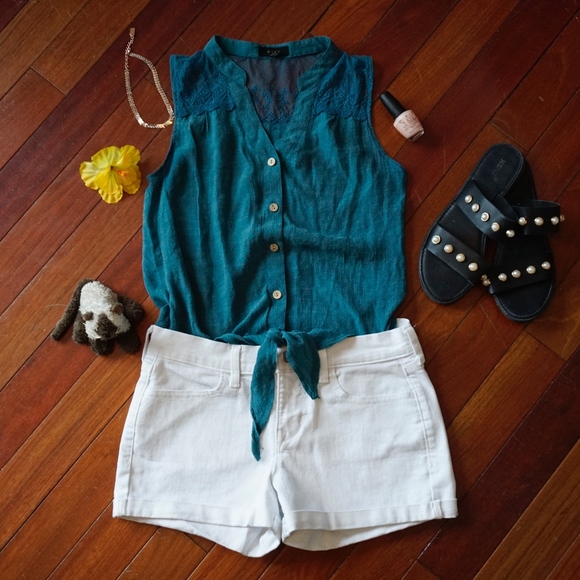 mine Tops - Blue Beach Button